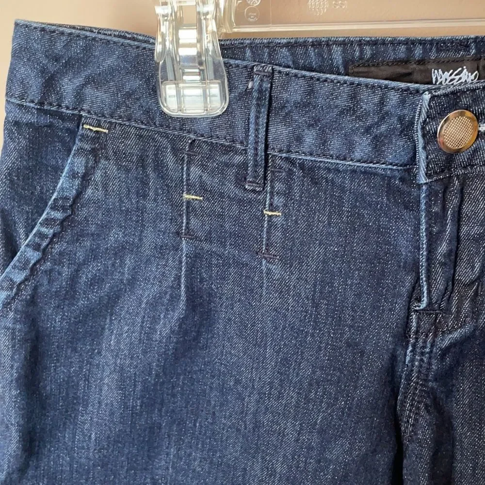 Pleated denim shorts